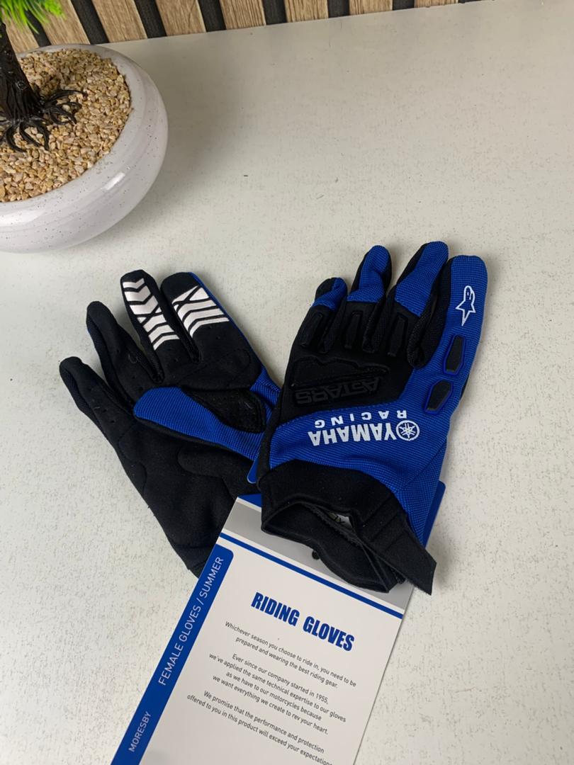 Gants YAMAHA MX &amp; Alpinestars – قفازات ياماها إم إكس وألبينستارز