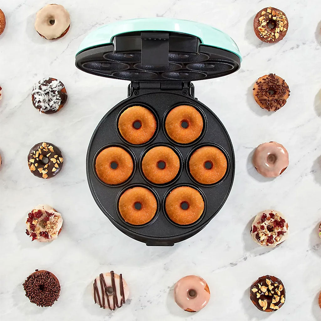 🍩 ماكينة صنع الميني دونات – 7 وحدات، تسخين مزدوج، وطبقة مانعة للالتصاق