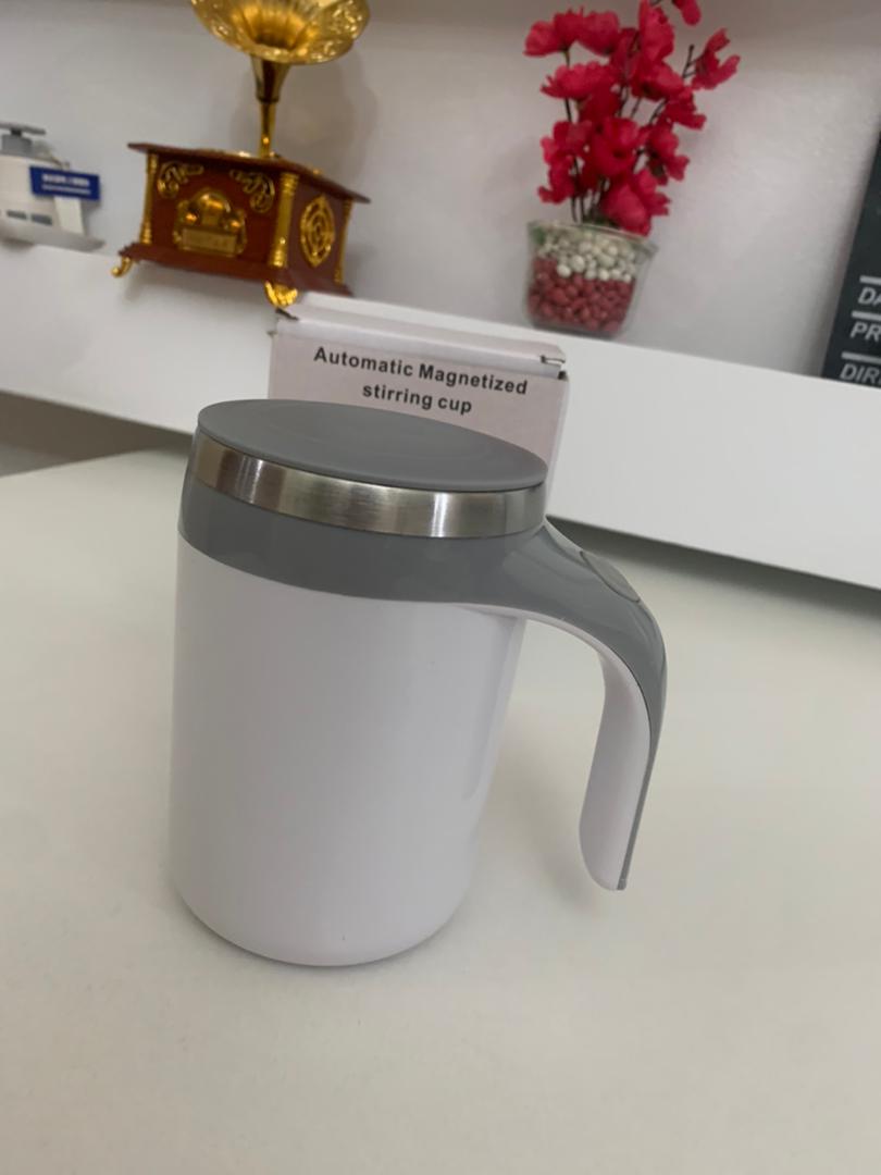 Tasse de mousseur de lait automatique multifonctionnelle à chargement USB